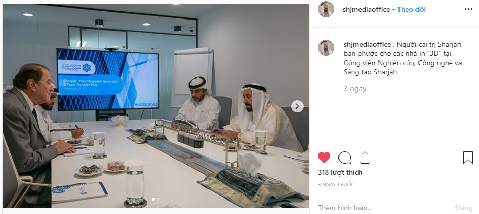Sultan bin Muhammad Al Qasimi ủng hộ dự án Skyway - Trên bàn làm việc tại công viên SRTI luôn luôn đặt mô hình skyway