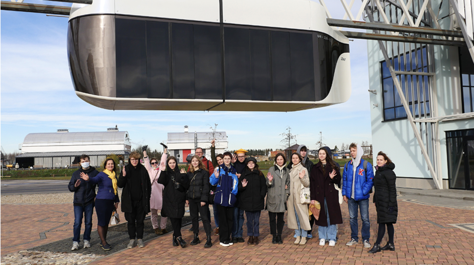 Các học sinh trường chuyên Minsk tới thăm EcoTechnoPark