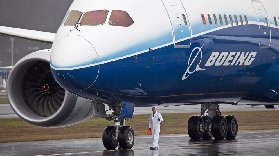 Hãng Máy Bay Boeing Thông Báo Chia Cổ Tức của năm 2019